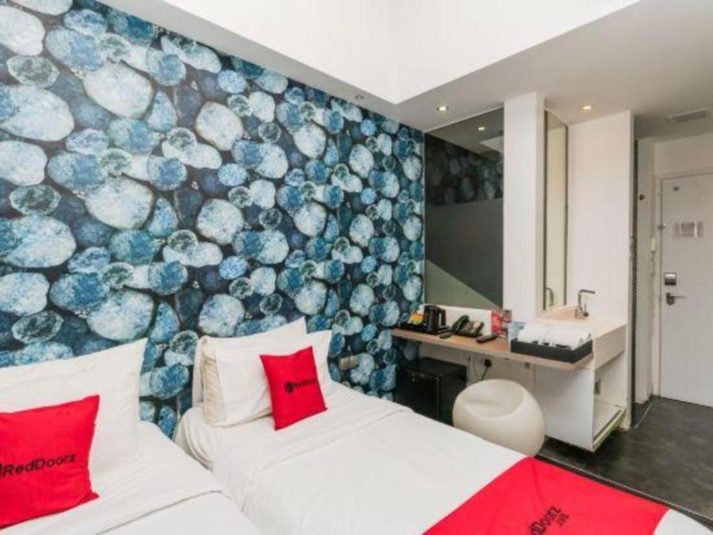 Reddoorz Hotel Plus @ Little India Singapore Exterior photo