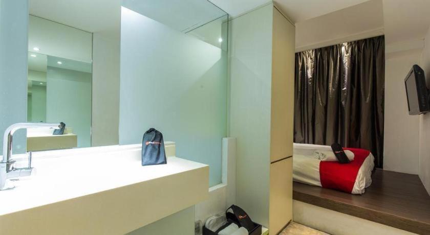 Reddoorz Hotel Plus @ Little India Singapore Exterior photo