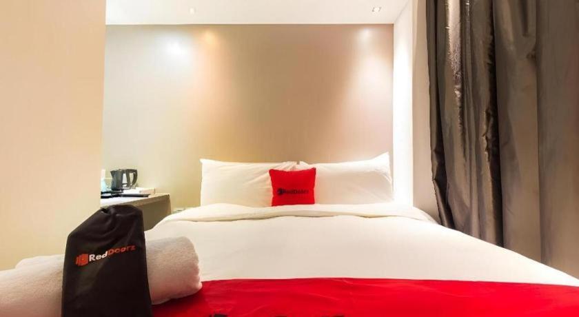 Reddoorz Hotel Plus @ Little India Singapore Exterior photo